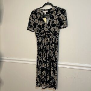 Monteau Black and cream flowered dress